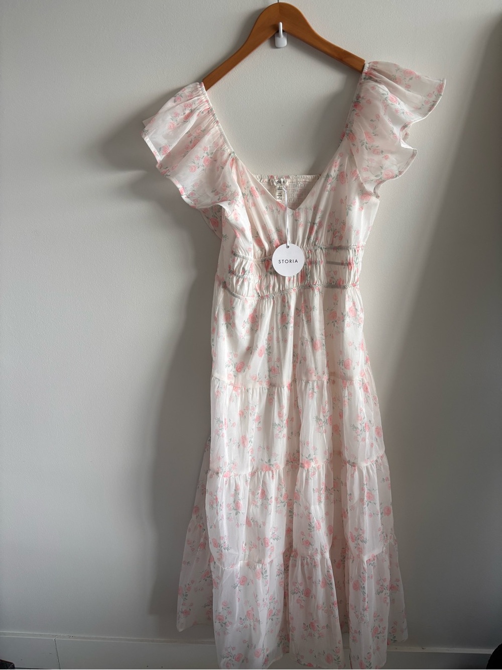 BNWT Storia Floral Cream Dress with Pink Rose Print Size Large